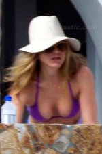 Jennifer_Aniston_391.jpg