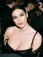 monicabellucci.tr__2025-12-30T152025.000Z_6.jpg