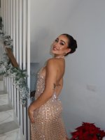 feliz año nuevo mi gente, que seáis muy felices os quieroooo🪩🥂✨🤍 (2).jpg