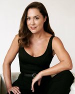 Este año no solo celebro el honor de presentar la sección oficial del festival de cine inter...jpg