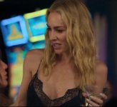 Kira Miro - Machos Alfa T4 (47).jpg