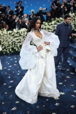 laura harrier 2025 metgala  (8).jpg