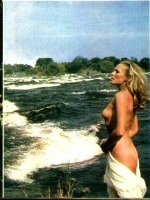 1962 - Ursula Andress 02.jpg