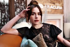 Kiernan Shipka 04.jpg