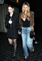 Madelyn Cline & Brooks Nader 03.jpg