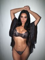 Kim Kardashian  038322_18428658__1_ 1.jpg