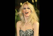 1008_claudia_schiffer_g5_jpg_1121220956.jpg