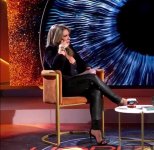 Piernas de Carmen Porter con pantalones ajustados 1.jpg