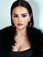 Selena Gomez 04.jpg