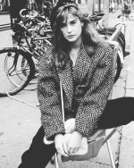 2018-04-13 09.34.41 1756598506645943392_demimoore.jpg