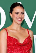 Margaret Qualley 6.jpg