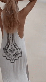 AngieZanzibar.2025-07-03 12_05_35.gif