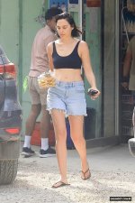 redvid_io_gal_on_vacation_in_costa_rica_ig_post_via_backgrid_january_2026 (1).jpg