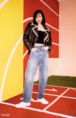 redvid_io_220328_lisa (2).jpg