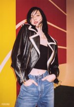 redvid_io_220328_lisa (1).jpg