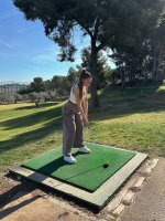 Una mañana de golf y mucho sol🏌🏼_♀️⛳️Ha sido mi primera vez y tengo que decir que pensaba que 1.jpg