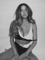 sydney_sweeney__2026-03-04T161056.000Z_3.jpg