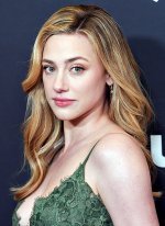 Lili Reinhart 09.jpg