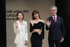 redvid_io_260306_wearelloud_ig_update_with_lisa (3).jpg