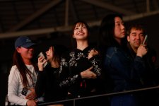 redvid_io_260307_lisa_attends_bad_bunny_s_performance_during_spotify_s_billions_club_live_show...jpg