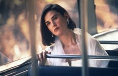 2018-04-18 16.32.33 1760432704305099566_demimoore.jpg