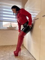 botas 490f7186_540.jpg