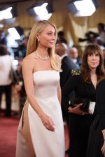 GwynethPaltrowOscars2026_7.jpg