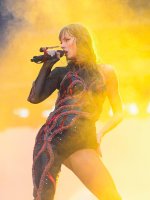 taylorswiftes___2026-03-17T091457.000Z_3.jpg