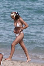 Amelia Gray Hamlin - on the beach in Miami (8).jpg