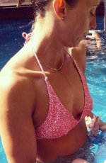 gemmamengual - BJ70fA6DaTr.jpg