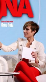 saraescu1981 - DNylBP7WKia.jpg