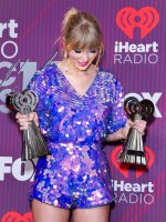 taylorswiftes___2026-03-26T090243.000Z_4.jpg