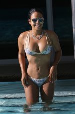 Christina_Milian_Bikini_Candids_in_Miami_October_4_2015_056.jpg