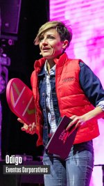 saraescu1981 - DNyQ8EA2G81.jpg