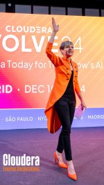 saraescu1981 - DNySIKc2Bk_.jpg