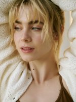 publi. “𝐋𝐮𝐦𝐢𝐧𝐨𝐮𝐬”- a light that doesn’t merely illuminate, but dances in the air. ✨ @arm.jpg