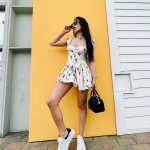 redvid_io_ava_max (1).jpg