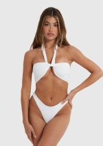 cabane_swimwear_bikini_jade_white_5_7f6aca5b-5c52-4cf6-a56e-3a1596be7511-865458.jpg