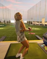  Katie Sigmond tMbCbwij_o (1).jpg