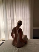  Katie Sigmond mgJ5sO8F_o (3).jpg