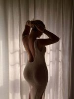  Katie Sigmond mgJ5sO8F_o (1).jpg