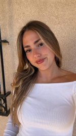 redvid_io_gorgeous_clara (1).jpg