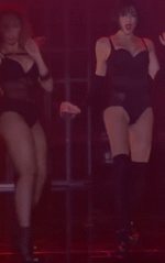 Kira Miro - ElHormiguero_111021 (11).gif