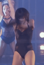 Kira Miro - ElHormiguero_111021 (13).gif