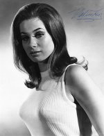 9976666_valerie_leon_01.jpg