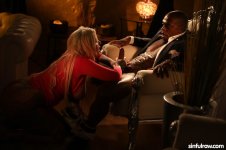 mamada 52844540_038_d300.jpg