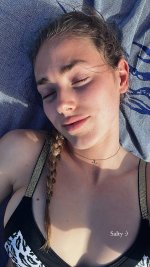 redvid_io_miscellaneous_shots_of_clara (6).jpg