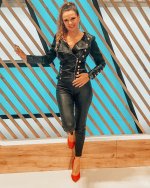 angiecardenastv - BvB-2IEBg2v.jpg