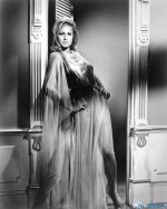 10633252_ursula-andress-011.jpg