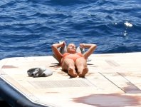Gwyneth-Paltrow-Feet-3534063.jpg